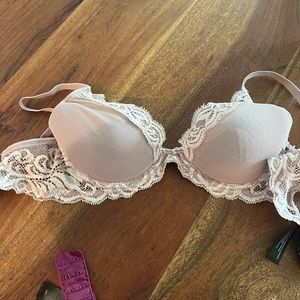 Natori Feathers bra blush 34B
